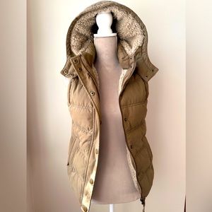 Boden Olive Green Puffer Vest